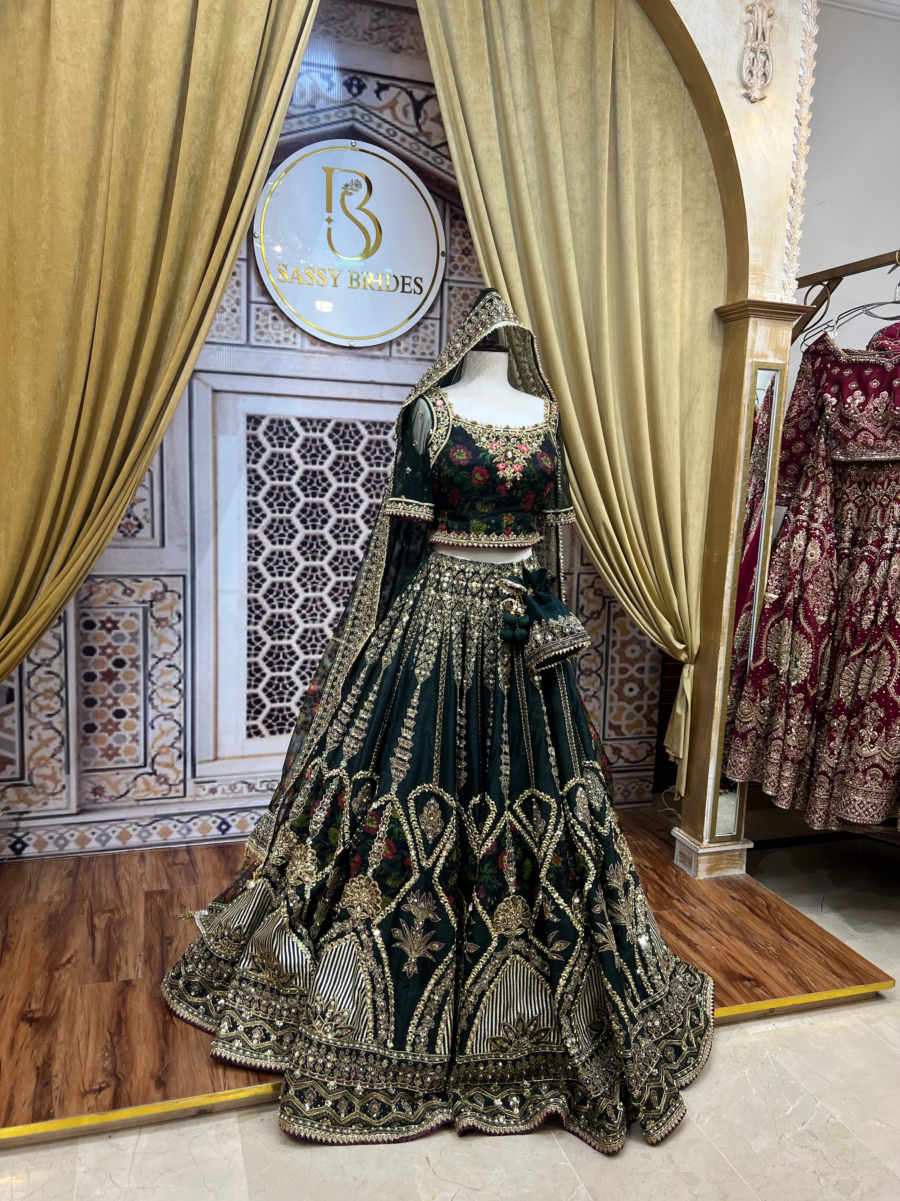GUL E KHAAS BY MNR