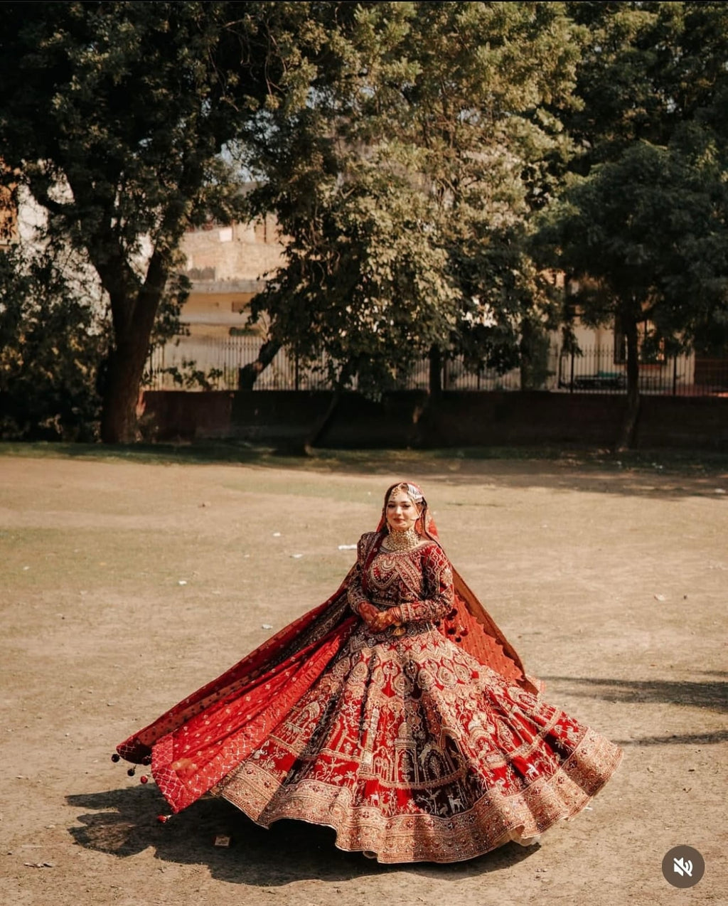 INTZAR HERITAGE STORY MAROON