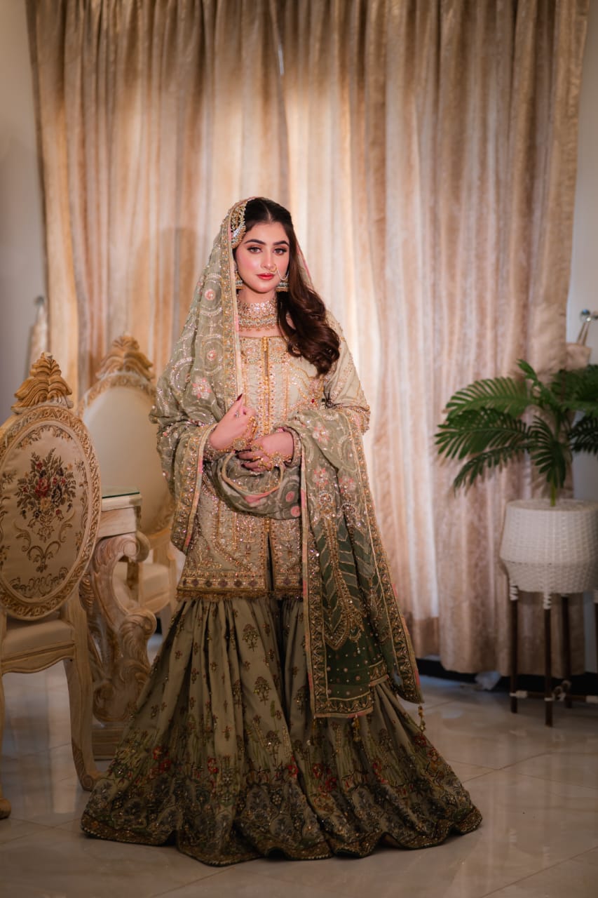 MNR ZAMAR BANO